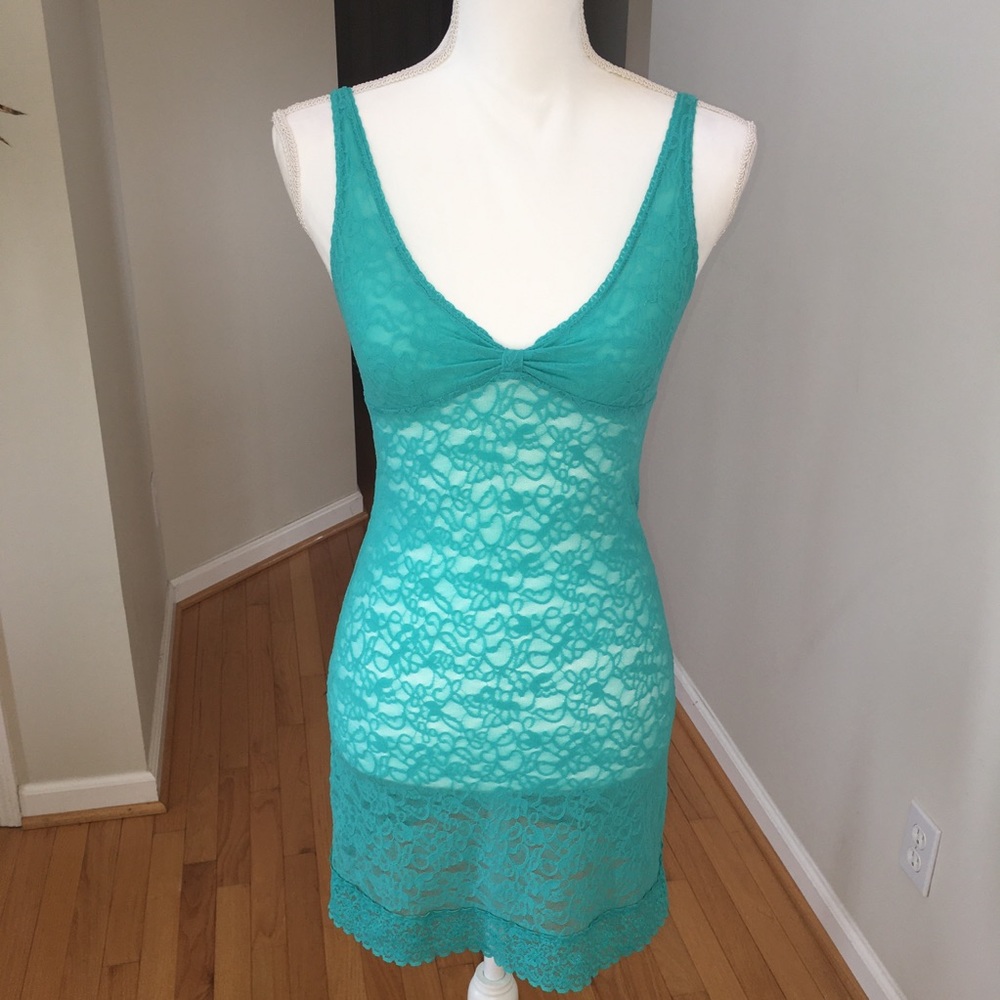 Victoria's Secret stretch lace mini slip chemise S - Picture 11 of 11